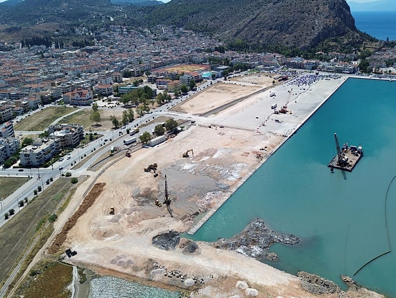 Άποψη των εργασιών που γίνονται για την νέα μαρίνα στο Ναύπλιο, Δευτέρα 4 Αυγούστου 2025. 