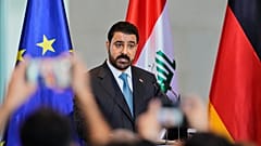 رئيس الوزراء العراقي علي الزيدي يحضر مؤتمرا صحفيا في برلين، ألمانيا، الثلاثاء 15 سبتمبر 2026. (AP Photo/ماركوس شرايبر)