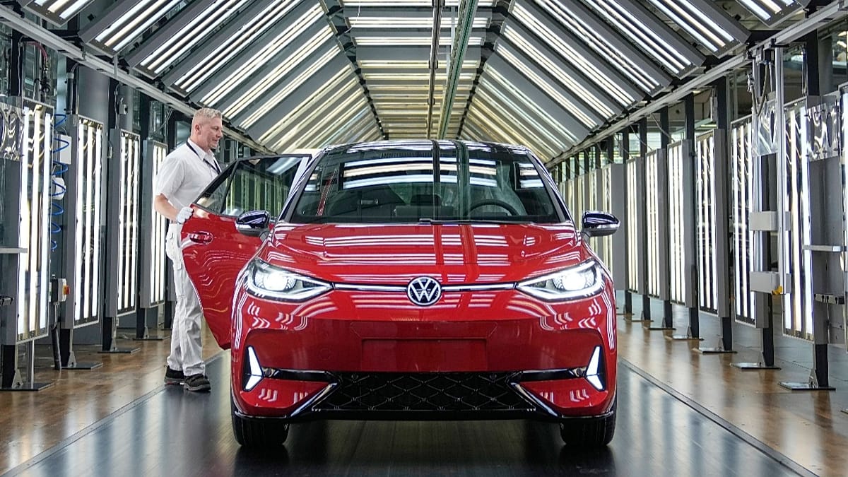 Germany turns on Brussels as Chinese car sales on track to exceed 1m in 2026