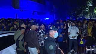 Traslado de migrantes de la playa al puerto de Ceuta, 18 de septiembre de 2026