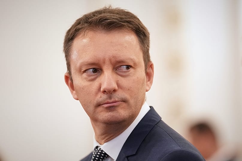 Primeiro-ministro romeno indigitado e eurodeputado Siegfried Muresan durante uma conferência de imprensa em Bucareste. 18 de setembro de 2026