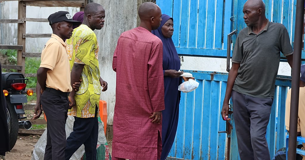 Nigeria : les forces de sécurité déployées à Minna après la mort de 37 mineurs