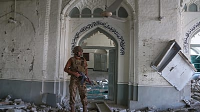 Saldırı sonrası hasar gören cami, 18 Eylül 2026.