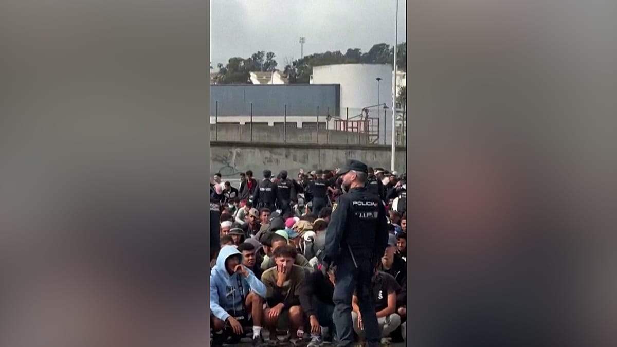 Video. Video shows migrants running towards temporary camp in Ceuta Video. Video shows migrants running towards temporary camp in Ceuta