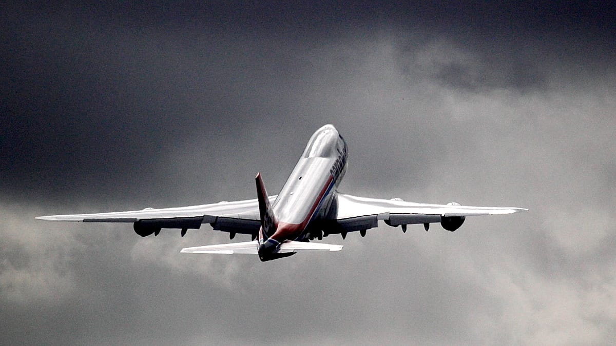 Operations resume at Luxembourg airport after drones halt flights Operations resume at Luxembourg airport after drones halt flights