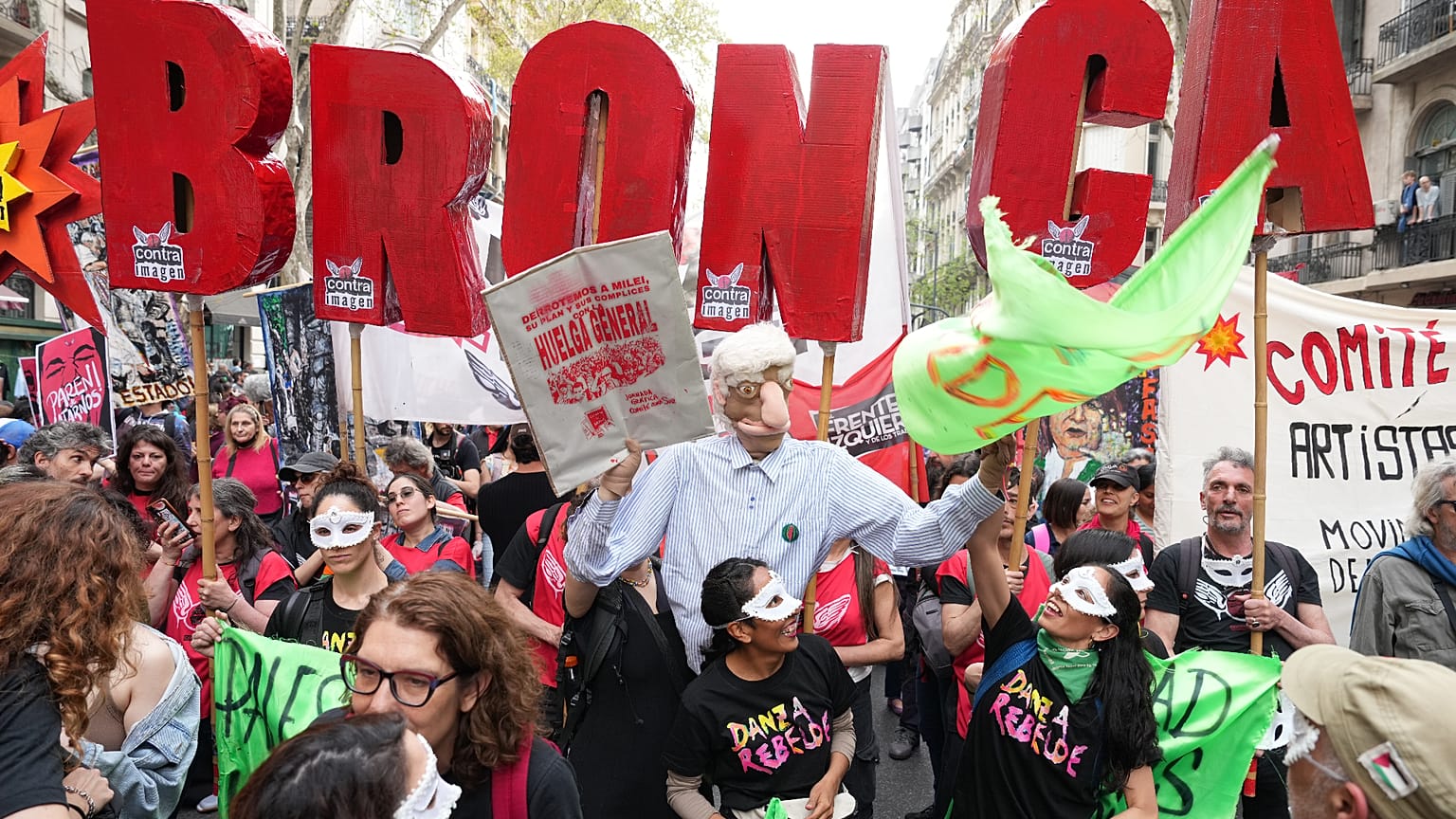Manifestación en Buenos Aires en contra de la reforma económica de Milei, 19 de septiembre de 2026