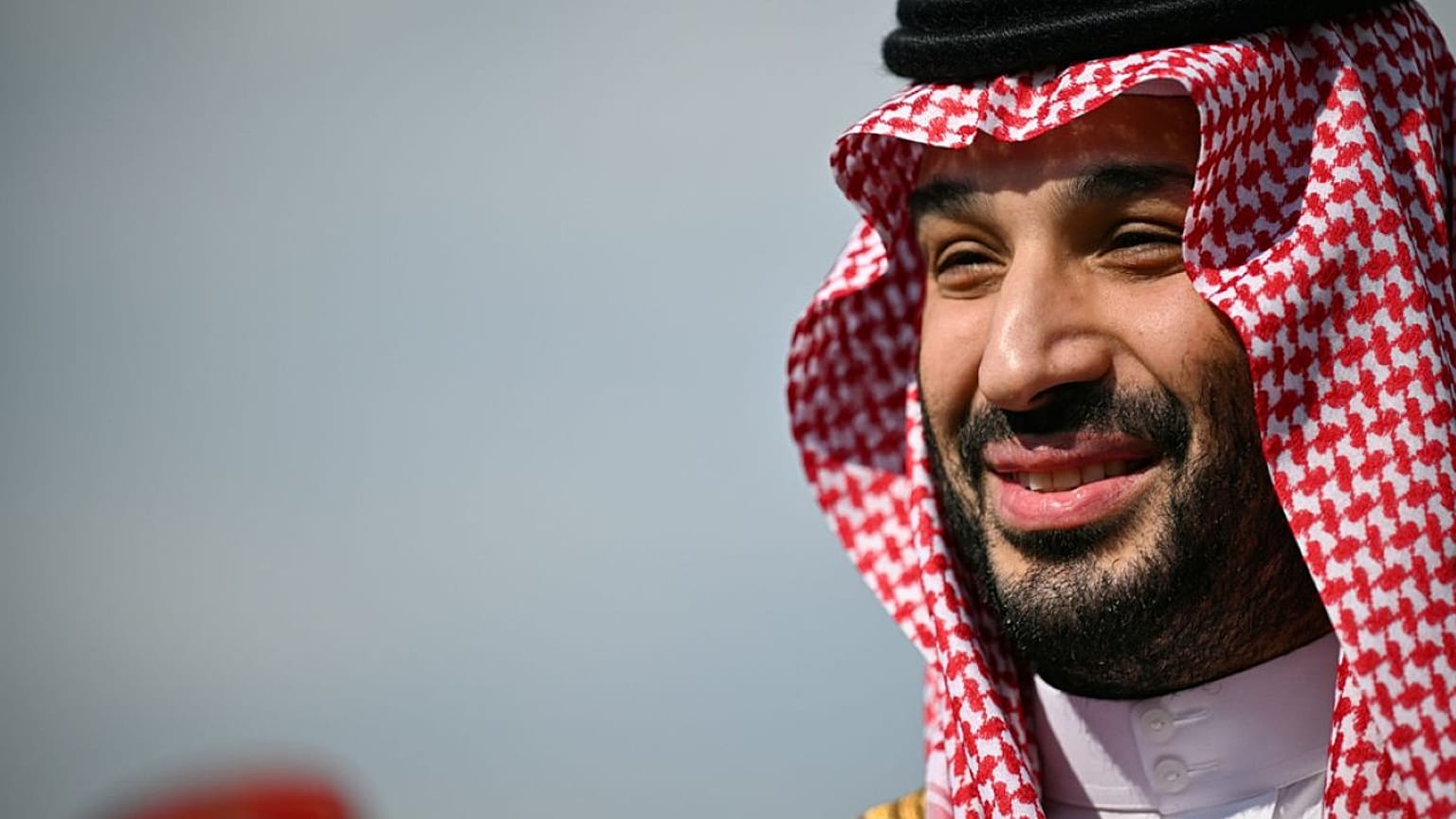 ولي العهد السعودي محمد بن سلمان يحضر مراسم استقبال في مجمع "ليزانفاليد" في باريس، يوم الاثنين 24 أغسطس 2026.