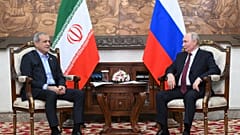 الرئيس الروسي فلاديمير بوتين والرئيس الإيراني مسعود بزشكيان على هامش قمة منظمة شنغهاي للتعاون في بيشكك، قيرغيزستان، يوم الثلاثاء 1 سبتمبر 2026.