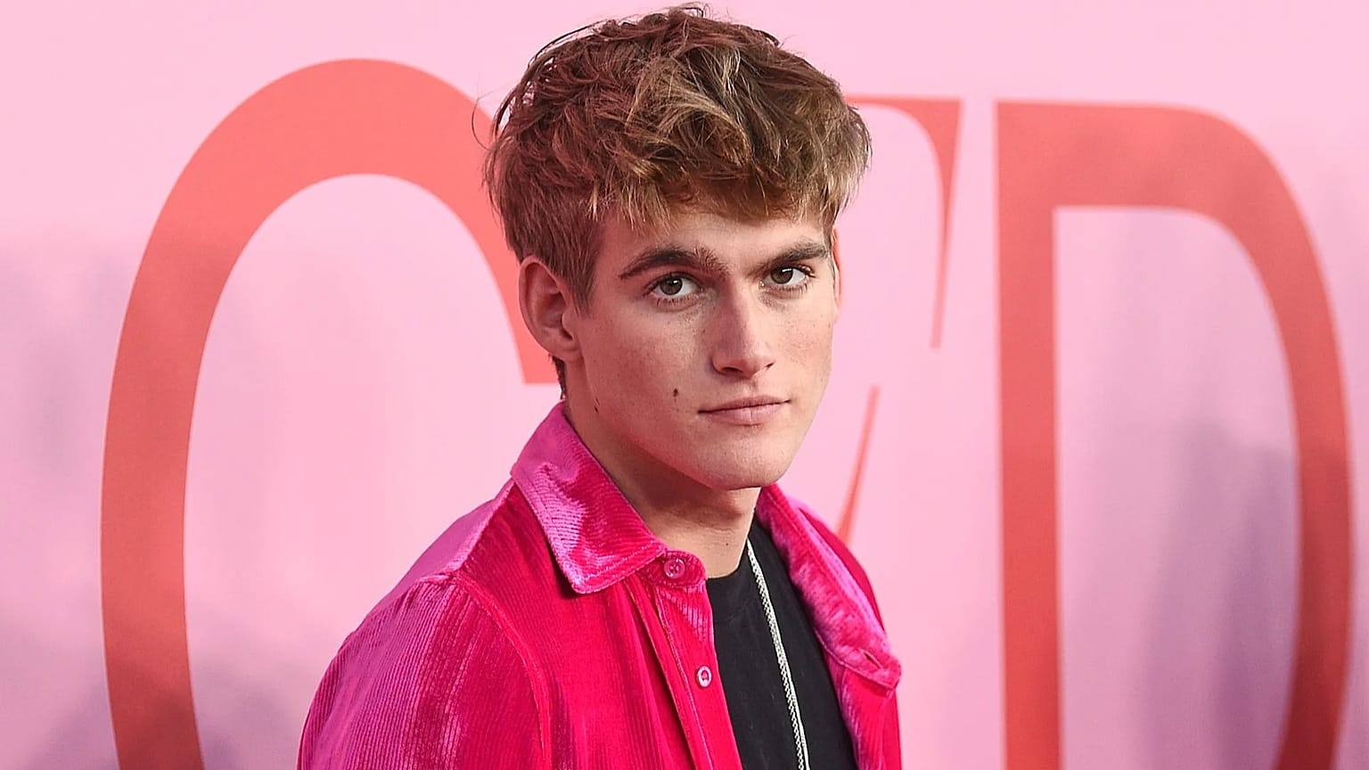 Presley Gerber na cerimónia dos Prémios CFDA de Moda, no Museu do Brooklyn, em 2019 em Nova Iorque.