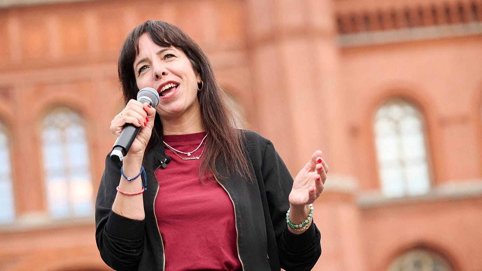 Elif Eralp (Arşiv)