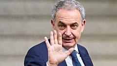 José Luis Rodríguez Zapatero llega a la Audiencia Nacional en Madrid, España, el miércoles 17 de junio de 2026. (Foto AP/Bernat Armangue)