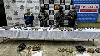 Armas incautadas durante la operación.
