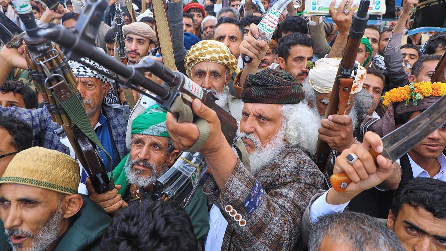 Supporters of Yemen's Houthis at a rally in support of the group and to protest Saudi Arabia's accusation that the Houthis targeted Mecca, 18 September, 2026