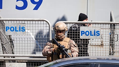 A Turkish soldier stands guard in Istanbul, 7 April, 2026