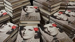 Charles Spencer'ın Prenses Diana hakkında kaleme aldığı “Swan Song: Diana, My Sister” kitabı