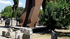 Αρχείο - Αντίγραφο του Δούρειου Ίππου στην είσοδο του αρχαιολογικού χώρου της πόλης στη σημερινή Τουρκία