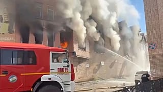 Três irmãs morrem queimadas vivas em incêndio num centro comercial na Rússia