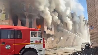 Três irmãs morrem queimadas vivas em incêndio num centro comercial na Rússia