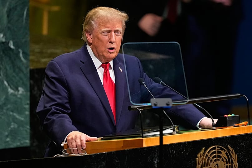 الرئيس الأمريكي دونالد ترامب يلقي كلمة أمام الدورة الـ81 للجمعية العامة للأمم المتحدة، في نيويورك، 22 أيلول 2026.