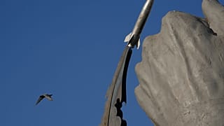 Iran says it has the technology to produce missiles with far longer ranges