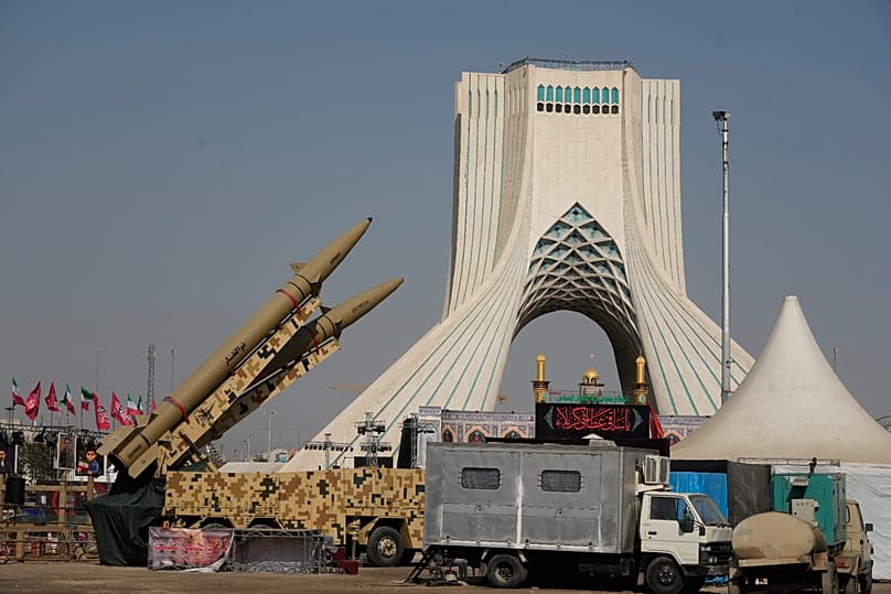 روسیه برای تقویت زرادخانه نظامی ایران، قطعات پهپاد و مواد منفجره را از طریق دریای خزر به ایران ارسال کرده