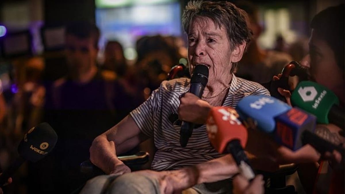 Spain: 87-year-old woman evicted from home by force Spain: 87-year-old woman evicted from home by force