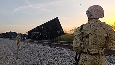 Immagine del treno dopo l'incidente.