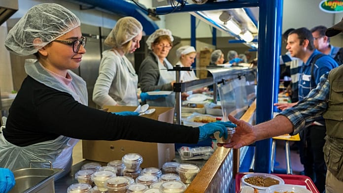 France reports long queues as new €1 student meals scheme draws crowds