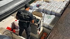 Polícia Marítima apreendeu 5.900 litros de combustível em Almada na terça-feira