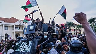 Madagascar : un an après la chute de Rajoelina, la Gen Z dénonce une « trahison » 