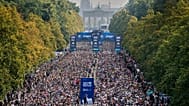 Teilnehmer starten am 21. September 2025 beim Berlin-Marathon.