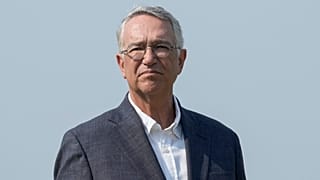 ARCHIVO - El empresario Ricardo Salinas Pliego, presidente de Grupo Salinas, durante la ceremonia del torneo de golf Mexico Open en Puerto Vallarta, el 30 de abril de 2023.
