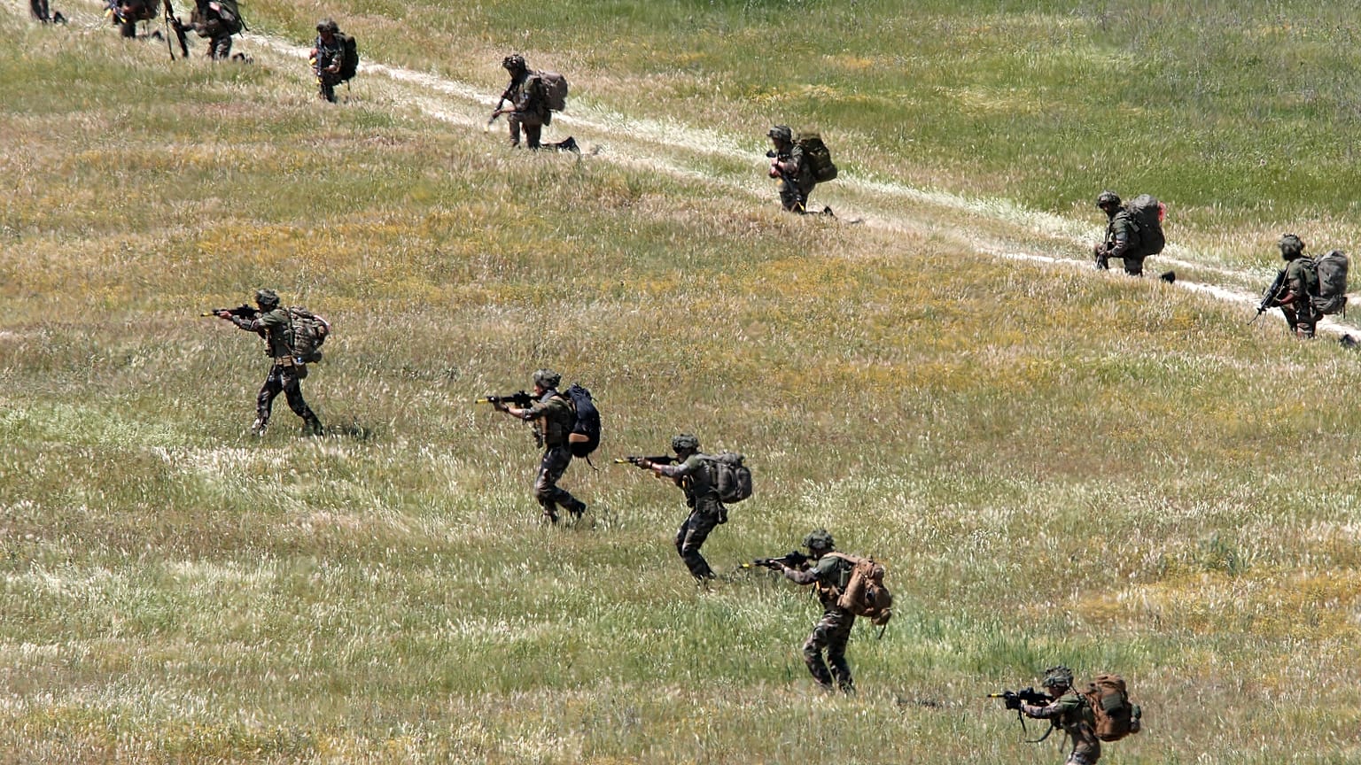 Esercitazione Nato con militari italiani