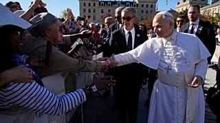 Macron and Pope Leo XIV unite on AI risks and nuclear weapons