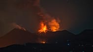 Vulcano Etna in eruzione, immagine d'archivio