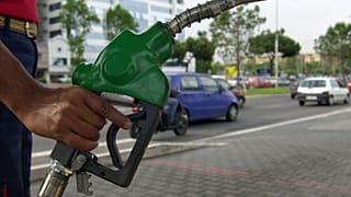 Pompa di benzina in Italia - archivio
