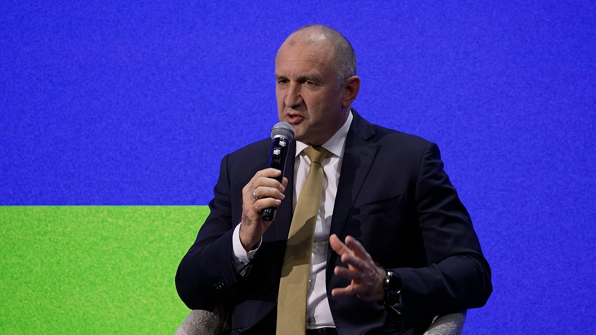 Raylo Send Back Label 'Don't care about supporting Russia': Bulgarian PM hits back against ...