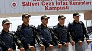 ARŞİV - Silivri cezaevinin girişinde kolluk kuvvetleri. 20 Temmuz 2009