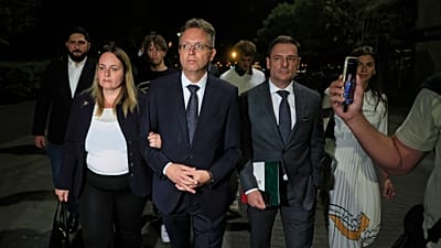 Hankó Balázs, a Fidesz országgyűlési képviselője, a korábbi Orbán-kormány kulturális és innovációs minisztere elhagyja a Parlament épületét 2026.09.28.