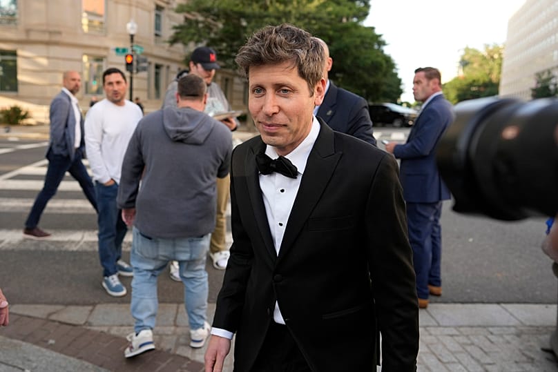 OpenAI CEO Sam Altman walks to the White House to attend a state dinner hosted for China's President Xi Jinping, Thursday, Sept. 24, 2026, in Washington
