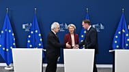 Fatih Birol, Executive Director of the International Energy Agency, European Commission President Ursula von der Leyen and Energy Commissioner Dan Jorgensen, December 2025.