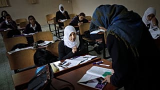 Libyan teachers extend strike over pay and working conditions
