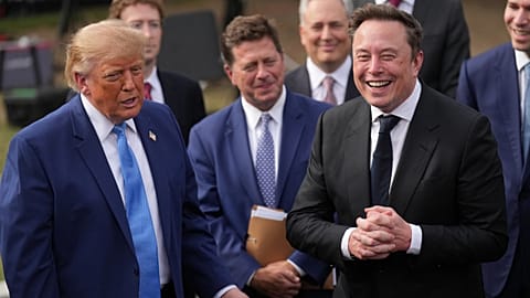 FILE - President Donald Trump and Elon Musk speaks to reporters at the White House on Sept. 29, 2026, after meeting with top executives of AI firms (AP Photo/Jacquelyn Martin)