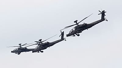 Polen baut Ausbildungszentrum für Apache-Kampfhubschrauber