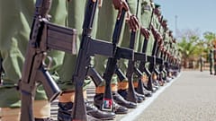ARQUIVO (17.02.2024) Parada de militares guineenses