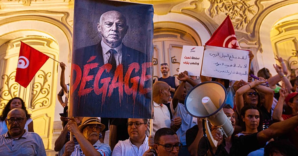 Tunisie : Kaïs Saïed allège le décret controversé sur les « fausses informations »