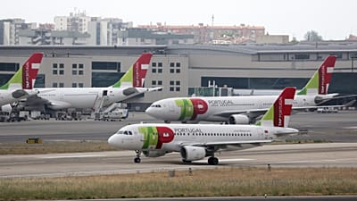 O processo de venda parcial da companhia aérea nacional foi relançado em 2025 pelo Governo de Luís Montenegro