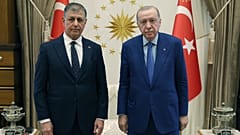 Erdoğan ve Tugay arasındaki görüşmeden bir kare.