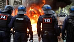 High school students burn garbage as they protest to demand more resources for schools in Lille, 30 September, 2026