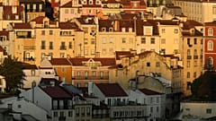 Housing prices in Portugal again hit a new record high in September